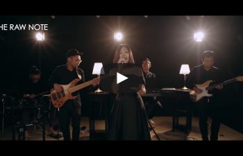 Jessie J – Flashlight cover by Debbie